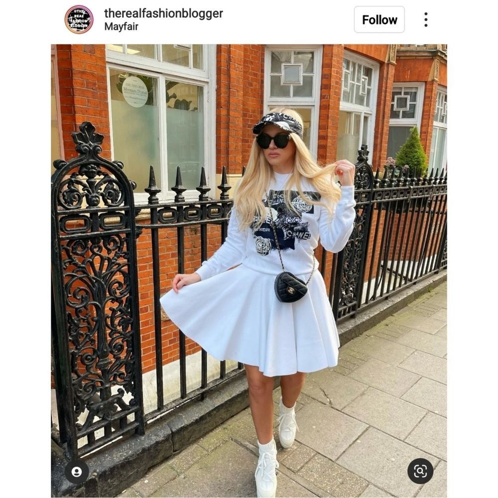 ❌️SOLD❌️ Chanel Heart Bag - Picture 10 of 12